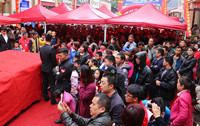 圣德保陶瓷攜手愛(ài)樂(lè)團(tuán)唱響南陽(yáng)，狂攬百萬(wàn)定金震撼全城！